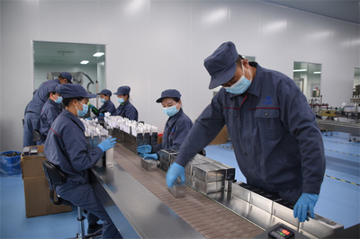 企業生產“鉚足勁”項目建設“加速跑”